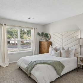 Timeless Charleston features meets modern style.